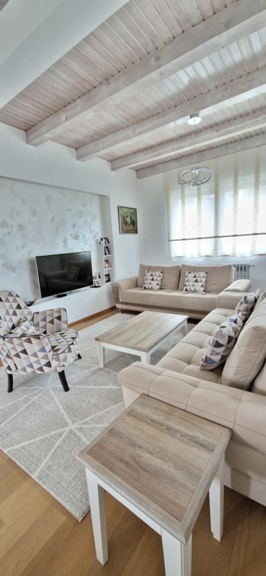 Family Apartment With Garden サラエヴォ エクステリア 写真